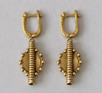 Boucles d’oreilles TUMI, collection TUMI, SYKA
