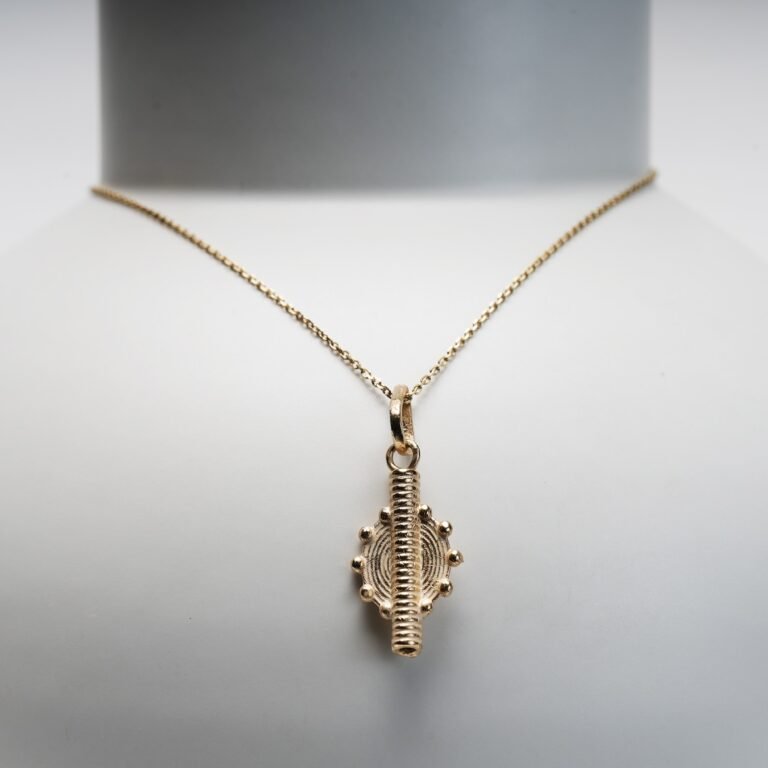Collier TUMI, collection TUMI, SYKA